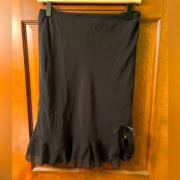Fashion Bug Skirts Vtg 9s Sheer Skirt With Ruffle And Cute Bow From